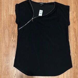 NWT-Express Black Zip-Accent Short Sleeve Top